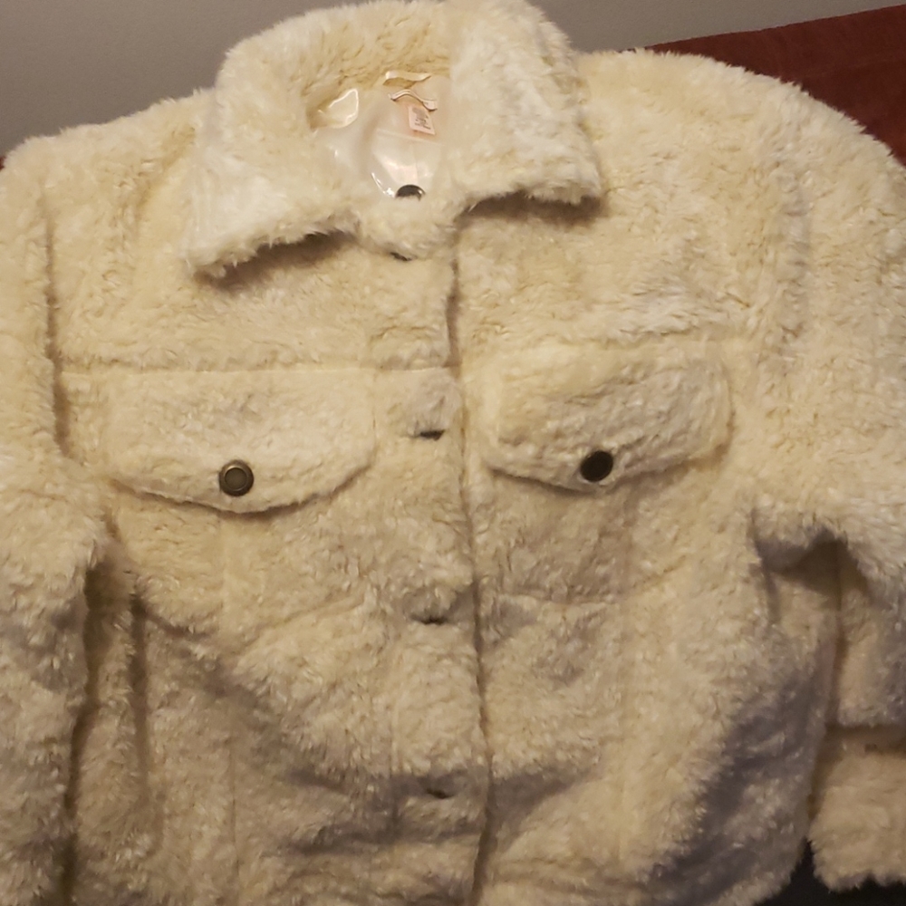 2018 VICTORIA SECRET SHERPA JACKET. - Picture 4 of 6